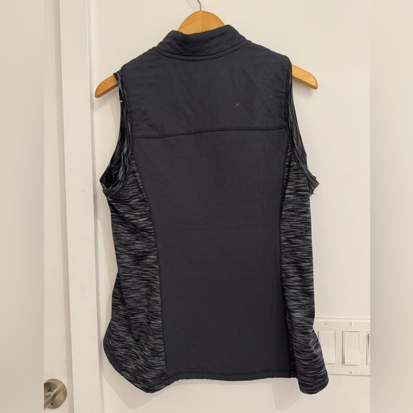 Dickies quilted scrub vest - Picture 4 of 4